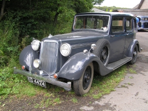 25hp Saloon