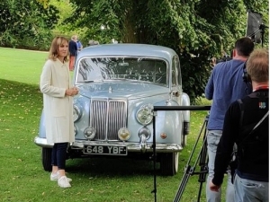 Andy West's Star Sapphire Limousine during filming of Antique's Roadshow