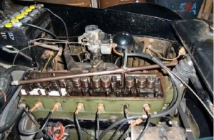 Engine with VSC